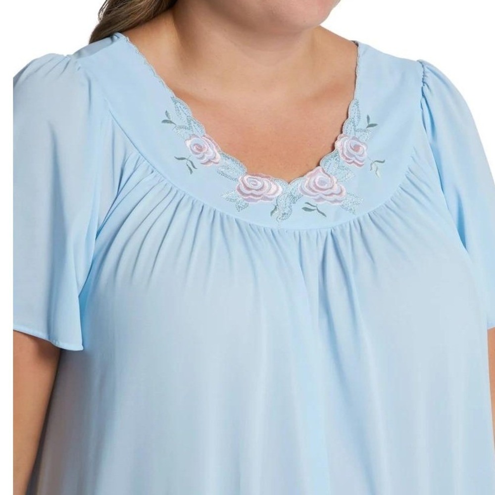Shadowline Nightgown Size Medium Blue Floral Embroidered Flutter Sleeve Maxi